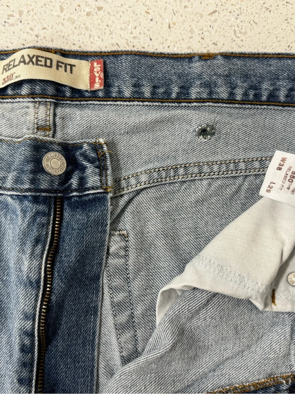 Levi's 550 Relaxed Fit Jeans Mens 38x29  Wash Blue Denim Vintage Y2K Fade 90’s